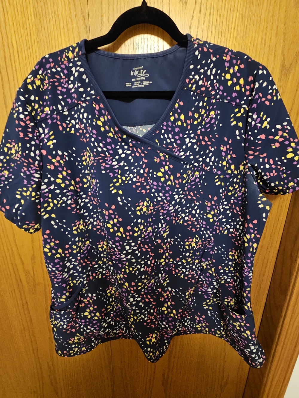 Cherokee Navy Multicolor Confetti-Print Scrub Top